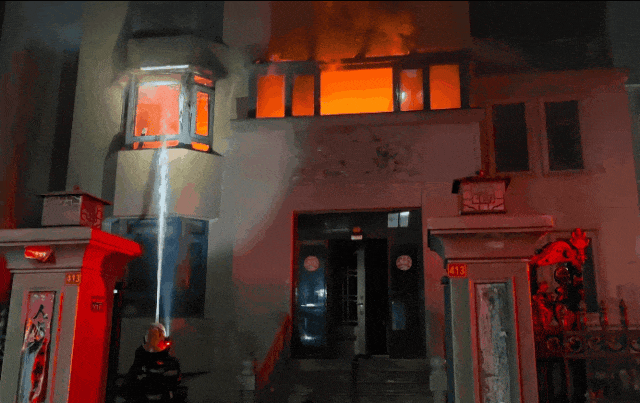 深夜，家中突發(fā)大火！“元兇”竟是窗簾？